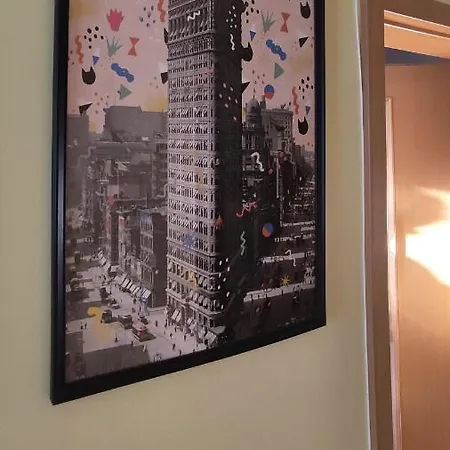 Elegant Escape - Free Parking, Easy Access To Centre * Братислава